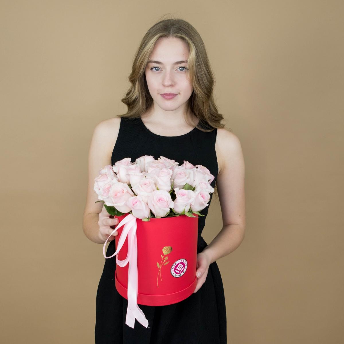 Розы розовые в шляпной коробке articul  180sch